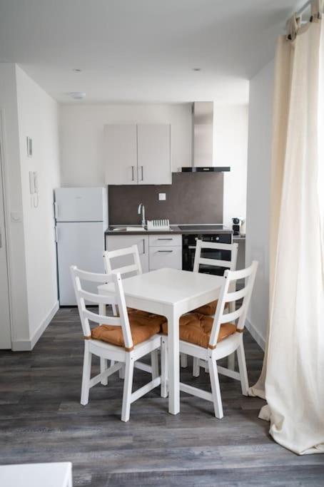 Apartmán Michel Dinan Exteriér fotografie